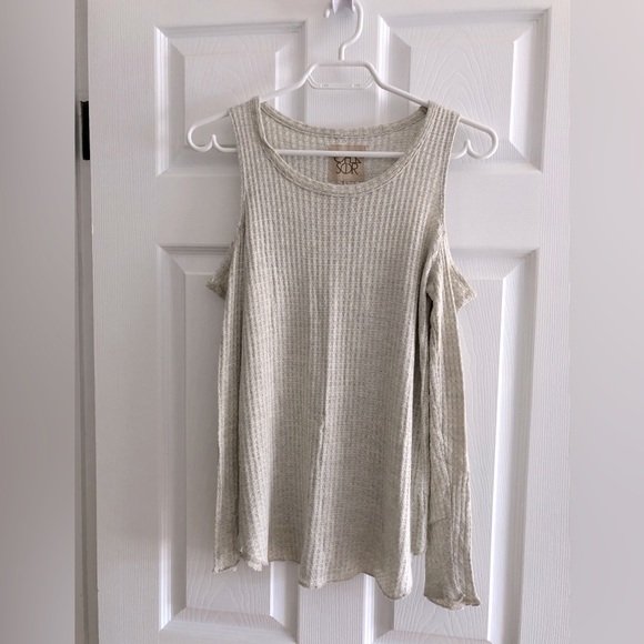 Chaser Cold Shoulder Thermal - Picture 3 of 6